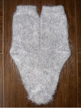 Жіночі шкарпетки з козиного пуху однотонні світло сірі