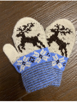 Ангорові дитячі рукавички для малюків олень коричневий на білому