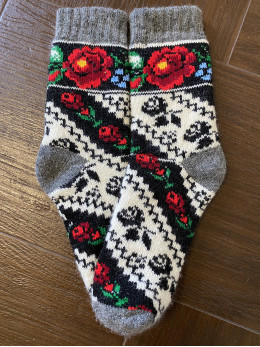 Ангорові жіночі носки з розочками і орнаментом