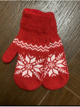 Ангорові жіночі рукавички зірочка біла на червоному