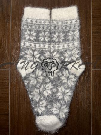 Жіночі шкарпетки з козиного пуху із зірочкою на сірому