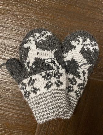 Ангорові дитячі рукавички для немовлят олень білий на сірому