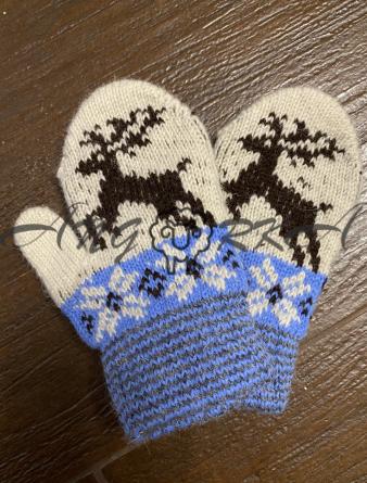 Ангорові дитячі рукавички для малюків олень коричневий на білому