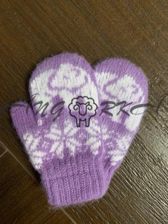 Ангорові дитячі рукавички для малюків умка на фіолетовому